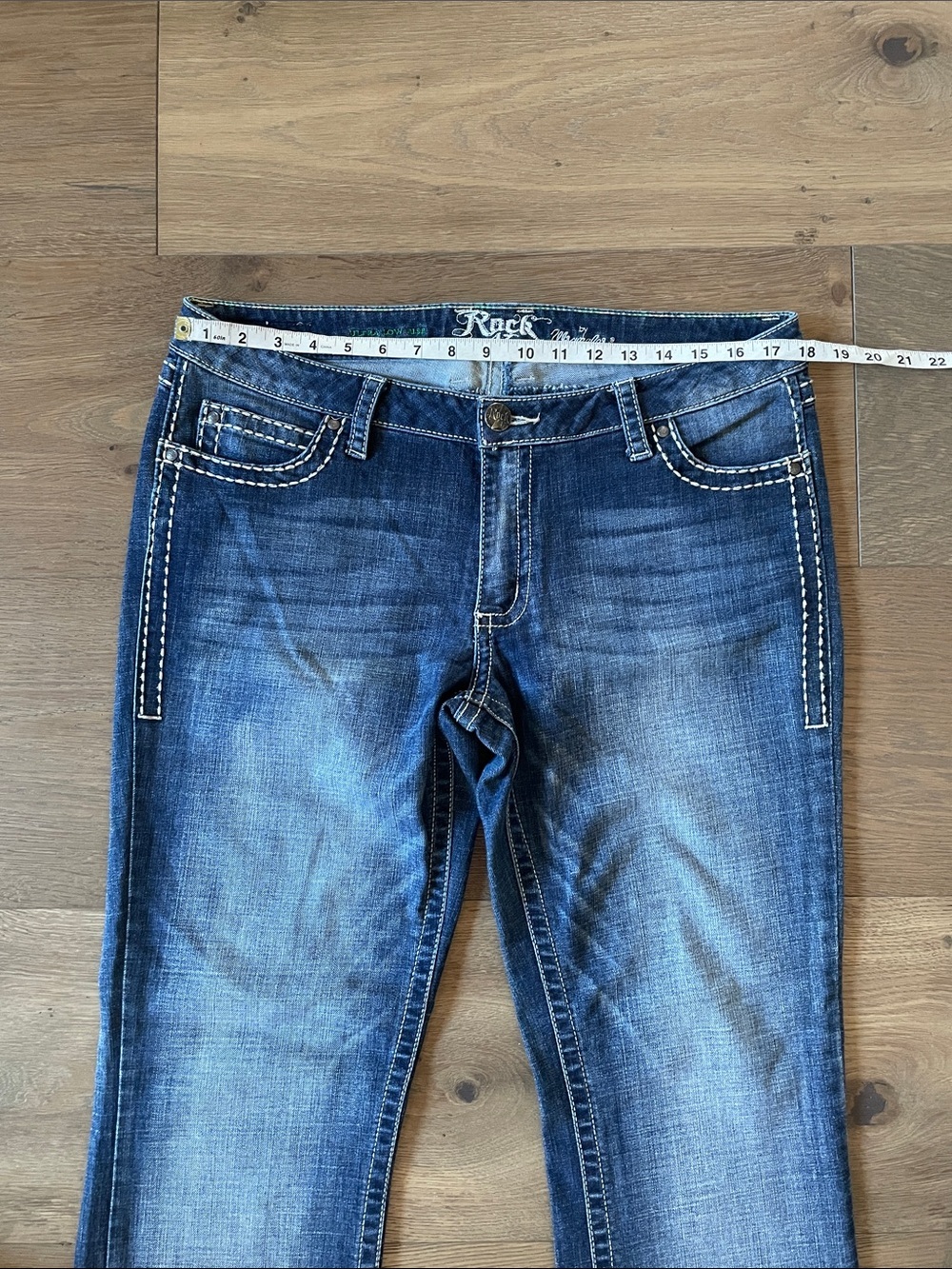 Wrangler Rock 47 Ultra Low Rise Bootcut Jeans Size 32X32 Embroidered/Rhinestones - Picture 3 of 11